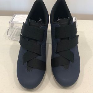 Better than Peleton‼️NEWmens spin shoes for Peleton or other clip in spin bike